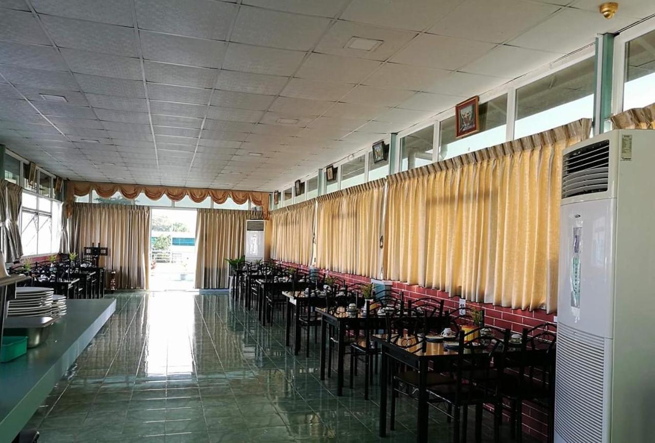 Nay Chi Lin Hotel Pathein Exteriör bild